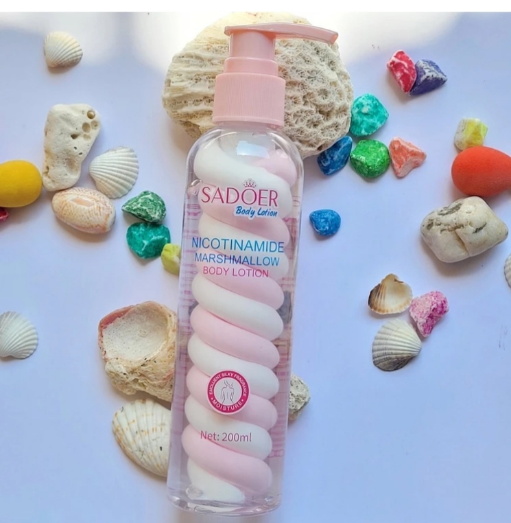 لوسیون بدن مارشمالو سادور معجزه گر پوست با حجم 200mil Sadoer Nicotinamide Marshmallow