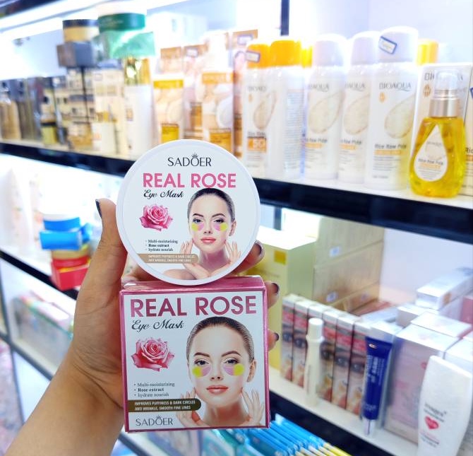 پچ دور چشم کلاژن و گل رز سادور